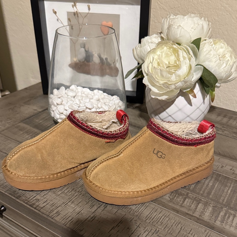 UGG Kids Tan and Red Slippers